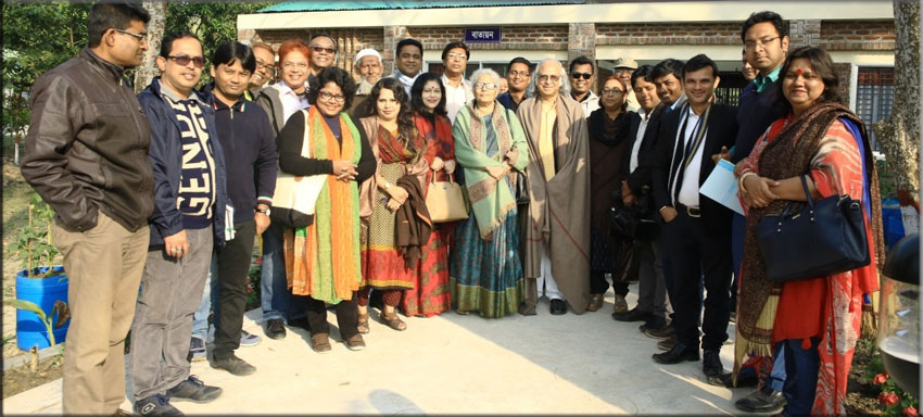 Members of the visiting delegation pose for a photo before leaving for Dhaka